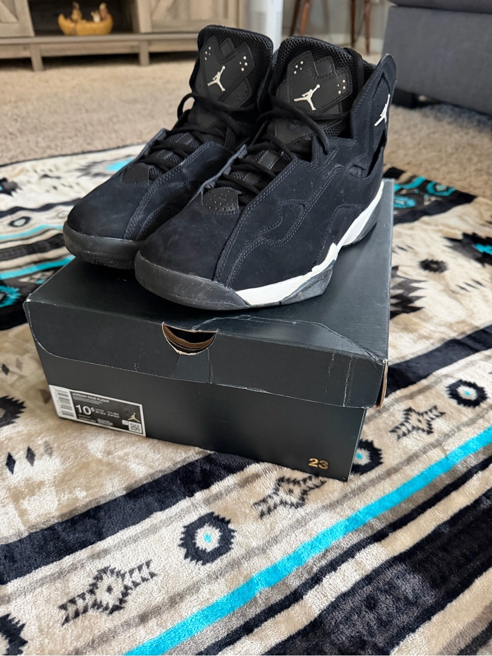 Nike Air Jordan 7 Men’s Sneakers - Black/White